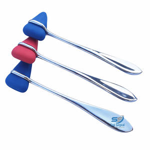 Martillo Neurológico Triangular de Percusión Taylor, de Acero Inoxidable, para Diagnóstico de Reflejos, en Oferta - Product Image 1