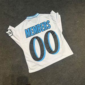 T-shirts surdimensionnés personnalisés en coton lourd 340 g/m², col en V, pour hommes, avec logo personnalisé imprimé DTG et fabrication OEM - Product Image 2