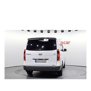 Hyundai Starex 4x4 Urban 9 places, juillet 2018, Diesel Automatique, 61 688 km, Émissions Euro V, Sièges en cuir, Conduite à gauche - Product Image 4