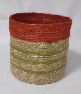 Panier de rangement élégant en jonc de mer naturel avec couvercle et panier cadeau rond en corde tressée à la main pour l'organisation de la maison et des hôtels, disponible en différentes tailles - Product Image 5