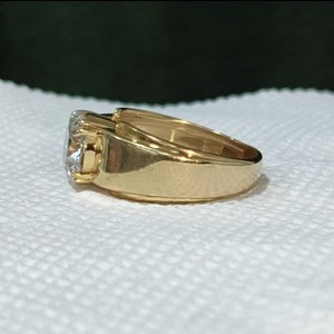 Anillo de Compromiso de Diamantes con Corte Brillante Certificado por IGI en Oro Amarillo de 18K para Hombre, con Engaste Clásico de Puntas, Regalo de Aniversario Elegante para Fiestas - Product Image 3