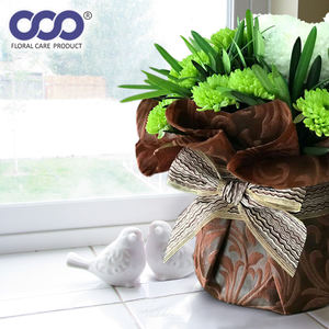 Papel de Regalo Impermeable con Diseño Arabesco en Relieve, Papel para Envolver Flores, para Manualidades, Ramos, Regalos y Bodas - Product Image 1