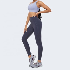 Women's Light <b>Blue</b> Scoop Neck Seamless Sports <b>Bra</b> Medium Support Yoga Top Solid Color Racerback Breathable Spandex Polyester - Product Image 2