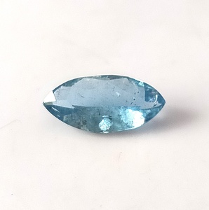 Aigue-marine naturelle bleu glacé de 1,45 carat, taille marquise facettée, translucide, pierre précieuse en vrac - Product Image 1