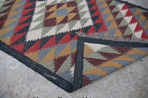 Govind Art <b>Rugs</b> Hand Tufted Eco Friendly Geometric Kilim Area <b>Rug</b> Rectangle Wool Flat Weave Living Room Latex Spot Clean Medium - Product Image 4