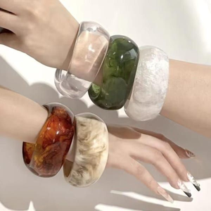 กำไลข้อมือเรซิ่นไม้ทำมือสำหรับผู้หญิงและเด็กผู้หญิง ปรับขนาดได้ ราคาประหยัด ขายดี - Product Image 1