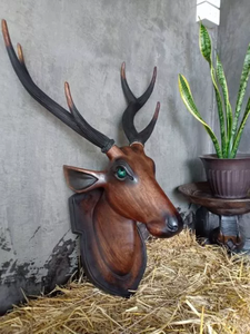 Décoration murale zen en bois sculpté à la main en forme de tête d'antilope, sculpture thaïlandaise minimaliste, décoration animale bohème, cadeau naturel à suspendre au mur - Product Image 3