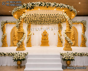 Mandap de mariage doré de luxe avec piliers sculptés ornés, grand mandap de mariage de destination avec finition royale dorée à vendre - Product Image 2