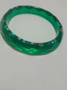 Bracelet et Jonc Classiques Faits Main en Résine pour Femme H a CRAFT – Bijoux en Résine Époxy pour Usage Quotidien et Cadeau - Product Image 1