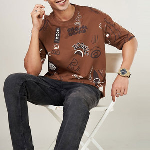 เสื้อยืดคอกลมแขนสั้นสีน้ำตาลทรงโอเวอร์ไซส์สำหรับผู้ชาย พิมพ์ลายตัวอักษร สไตล์สตรีท ผ้าคอตตอนเจอร์ซีย์ ทรงพอดีตัว - Product Image 5
