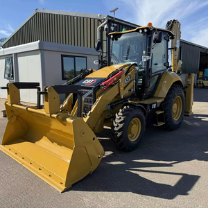 รถตักล้อยาง CAT 432F มือสอง ปี 2023 พร้อมระบบไฮดรอลิกแบบ Quick Hitch ด้านหลัง บุ้งกี๋หน้า และบุ้งกี๋หลัง สำหรับงานก่อสร้างในฟาร์ม - Product Image 1