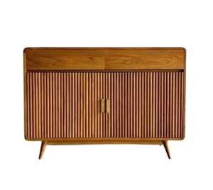 Buffet de salon en bois massif durable de style Mid-Century Modern avec portes à panneaux et rangements à lattes verticales - Product Image 2