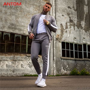 New Arrival Mens And Unisex Sweatshirt/sweatpants Factory Wholesale Outdoors Joggers Winter 2 Piece <b>Set</b> Wholesale Rate Oem - Product Image 5