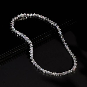 Collier chaîne en moissanite de qualité export, bijoux sertis de diamants pour fêtes, clubs et usage quotidien, en vente - Product Image 1