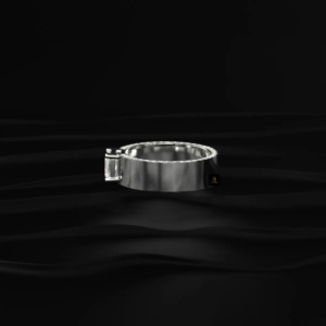 Anillo de hombre con solitario princesa cultivado en laboratorio, diamante oculto certificado IGI, de color D a F, 2.50 ct en el centro, 0.30 ct en los laterales, 2.80 ct en total, corte radiante. - Product Image 5