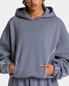 Ensemble de survêtement surdimensionné gris graphite pour femme avec détails contrastants – Sweat à capuche et pantalon large en molleton de coton de qualité supérieure - Product Image 3