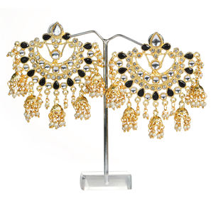 Boucles d'oreilles pendantes tendance en alliage plaqué or indien, style Jhumka, faites à la main, bijoux de tête pour femmes - Product Image 1