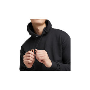 Sudadera con capucha negra personalizada para hombre, suave, de forro polar, estilo casual y urbano. - Product Image 5