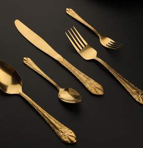 Cubiertos y vajilla sofisticados para banquetes, diseñados para eventos decorativos impresionantes. - Product Image 3