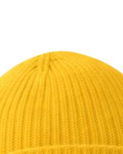 หมวกบีนนี่ถักลายริบสีเหลืองแบบกำหนดเอง พร้อมโลโก้ปักสีขาว อุ่นสบายในฤดูหนาว ผลิตจากอะคริลิกนุ่ม รับผลิตตามสั่ง OEM หมวกแบบ Unisex - Product Image 4