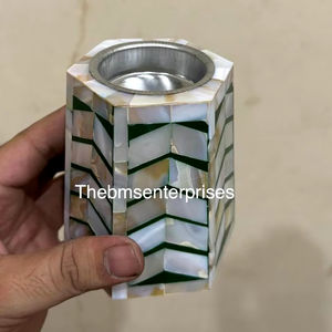 Quemador de incienso Bakhoor Oud con incrustaciones de nácar Hexagonal de tendencia Uso religioso árabe Hecho de resina y material MOP - Product Image 4