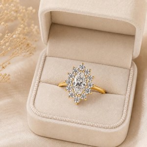 แหวนหมั้นฮาโลคลัสเตอร์วินเทจได้รับการรับรองความชัดเจนของ VVS 10K 14K 18K แหวนแต่งงานโซลิแทร์สีทอง - Product Image 1