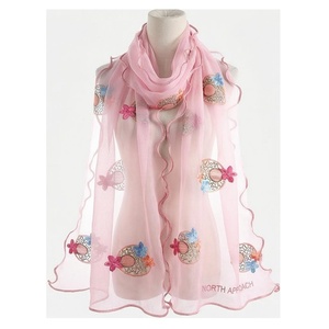 Pañuelo de Gasa Rosa para Mujer NORTH APPROACH, Bordado Floral, Estilo Dulce y Largo, Accesorio de Moda para Todas las Temporadas - Product Image 1
