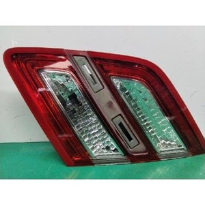 Luz Trasera Derecha Usada Taurus DG1Z13404L - Product Image 1