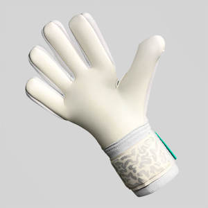 Gants de gardien de but de football ADVANCE Mentality Monster Fingersave respirants en latex allemand de 4 mm avec fermeture auto-agrippante - Product Image 5