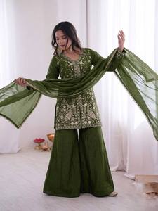 Lanzamiento del nuevo conjunto de fiesta Pur: top de seda pesada, pantalón palazzo y dupatta. - Product Image 4