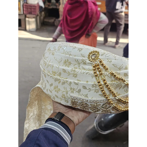 มงกุฎแต่งงานสีงาช้างและสีทอง |   เข็มกลัดเจ้าบ่าวอินเดียแบบซาฟา (55 ซม.) - Product Image 2