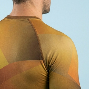 Camiseta Deportiva de Compresión Personalizada para Hombre, Manga Corta, Ligera, para Entrenamiento, Fitness, Running y Ejercicio - Product Image 3