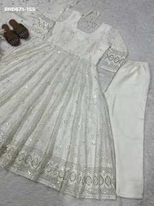 Conjunto de Vestido Anarkali con Pantalón y Dupatta de Georgette Delgado con Bordado de Lentejuelas, de Buena Calidad, para Festivales, Nueva Llegada, Moda Femenina - Product Image 5