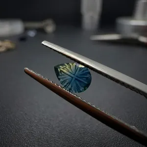 Zafiro Azul Verdoso Natural Sin Calentamiento con Corte Starbrite en Forma de Pera 7x5mm 1.00CT de Ceilán para la Fabricación de Joyas - Product Image 4