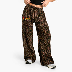 กางเกงวอร์มผู้หญิงพิมพ์ลายเสือดาว ผ้าฝ้าย 100% คุณภาพสูง ขายส่ง ปักโลโก้ตามสั่ง เนื้อผ้าหนา - Product Image 1