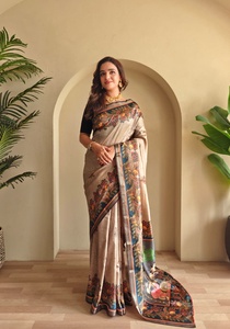 Sari en soie Tussar Rivaayat House avec bordure Kalamkari et richement orné de Zari, Sari indien traditionnel extensible et absorbant l'humidité, idéal pour les mariages - Product Image 1