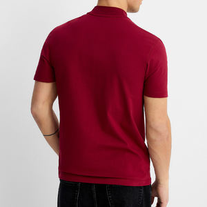 Camiseta de Hombre 100% Algodón Orgánico, Cuello Simulado, Hombros Caídos, Corte Holgado, Manga Corta, Estampado Liso, Tejido de Punto - Product Image 2