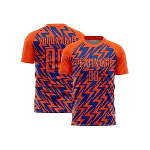 เสื้อฟุตบอลคุณภาพสูง 100% โพลีเอสเตอร์ สำหรับกีฬา พิมพ์ลายดิจิทัล ระบายอากาศได้ดี พร้อมสกรีนโลโก้และชื่อทีมตามสั่ง - Product Image 2