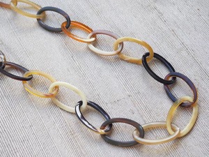 Collar de Boda de Cuerno de Búfalo Hecho a Mano, Ecológico, Moderno y Personalizado, Artesanía Natural de Alta Calidad, Perfect Enterprises - Product Image 4
