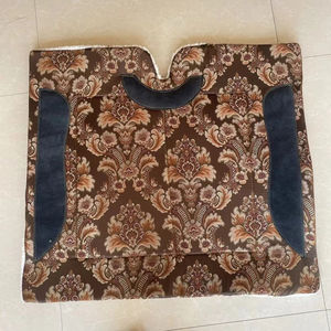 CLOVELIS IMPEX Selle de cheval en laine mélangée de luxe respirante et durable avec design antidérapant pour une équitation anglaise sécurisée - Product Image 1