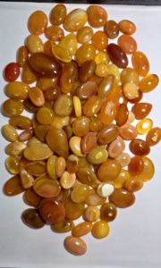 Cabochon ovale en cornaline rouge polie avec effet opalescent, qualité AAA, tailles 4mm-16mm, pour la fabrication de bijoux et la décoration - Product Image 4