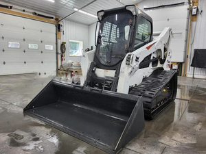 Cargadora de orugas compacta T740 2023 con cabina cerrada, máquina de construcción de alto rendimiento - Product Image 5