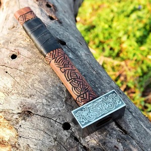 Martillo de Acero al Carbono Forjado a Mano de Grado Industrial, Grabado con Diseño Vikingo, Mango de Madera, Personalizable OEM, Fabricado por Edge Master - Product Image 2