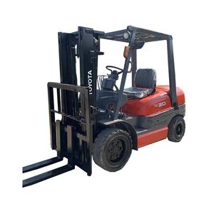 Montacargas Usado en Excelentes Condiciones, de 3 Toneladas, Marca TOYOTA, con 3 Etapas, Capacidad de Carga Nominal de 3T, 4 Metros de Altura - Product Image 5