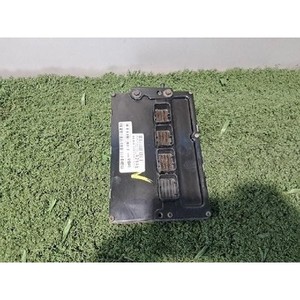 300 ECU y Módulos de Computación Usados P05094929AE - Product Image 1