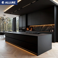 Organisateur intelligent Allure : Meubles de cuisine modernes et durables, robinet laqué sur mesure