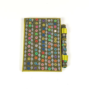 Cuaderno de diario azul brillante con cuentas, hecho a mano en India, de alta calidad, con bolígrafo para escritura personal y uso como regalo. - Product Image 4