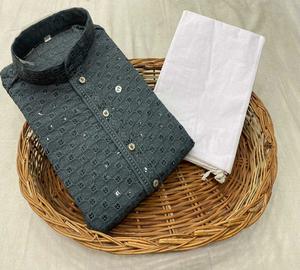 Traje festivo kurta pajama para hombre con bordados detallados, ropa étnica de rayón para ceremonias, fiestas y ocasiones especiales. - Product Image 1