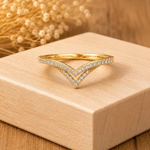 Bague minimaliste en or massif 10K 14K 18K avec diamant de laboratoire taille brillant rond, couleur DEF, clarté VS VVS, certifiée IGI, vente en gros - Product Image 5