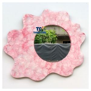 Fabricante de espejos de ratán de lujo para distribuidores mayoristas con estilo de espejo de ratán tejido a mano y fábrica confiable. - Product Image 1